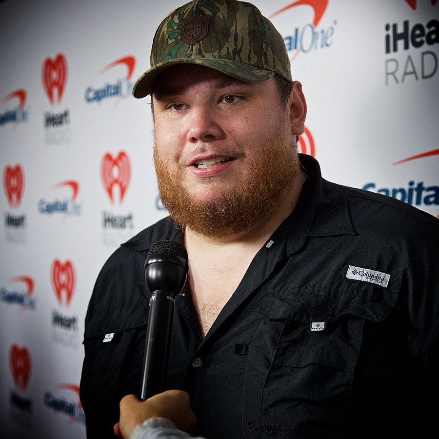 Luke Combs Will perform Milwaukee, WI on Apr 12, 2024 at American Family Field.